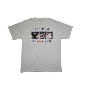 Vintage Freedom Is Not Free USA Eagle Graphic Tee Size L – Patriotic